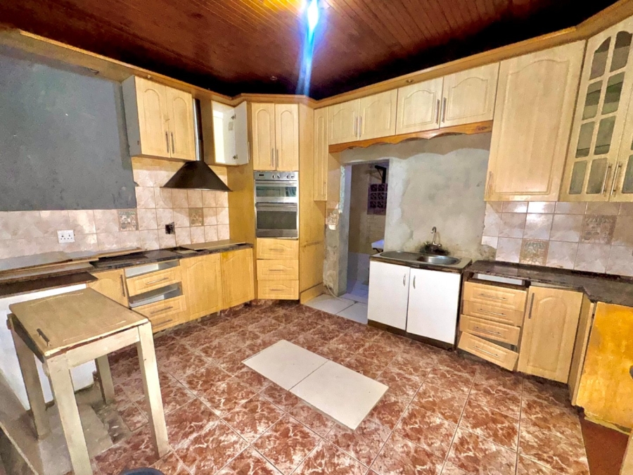 5 Bedroom Property for Sale in Woodstock Western Cape